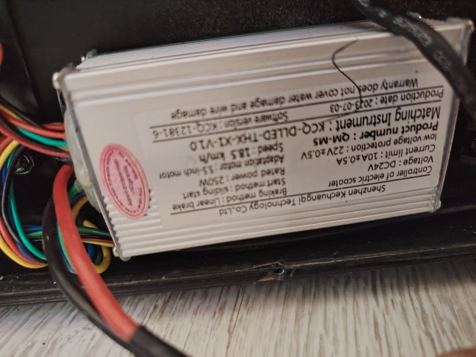 Trotineta electrica RCB, R15, pentru copii, Pliabila,150w/24v/6Ah,20 km/h Defecta