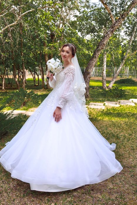 Свадебное платье