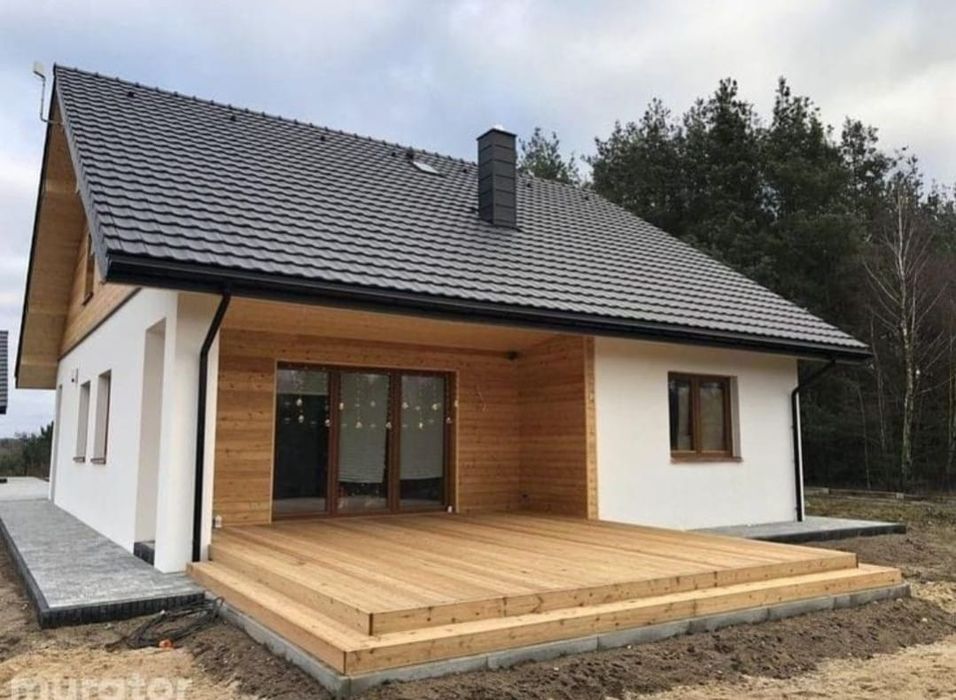 Vând case pe structura metalica cât și pe structura de lemn