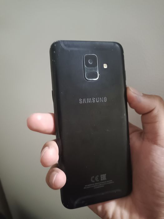 Samsung Galaxy A6 на запчасти