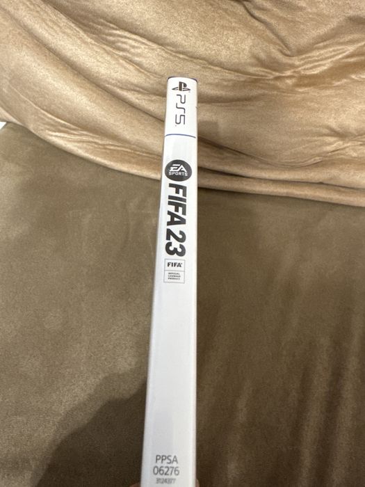 Продавам игра за PS 5 FIFA 23