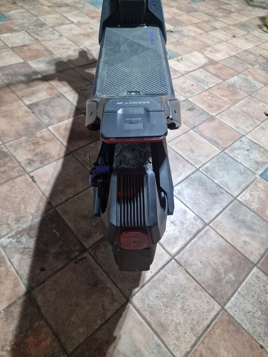 Trotineta electrica segway zt 3 pro