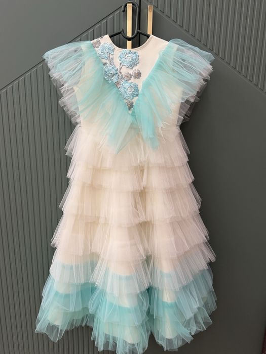 Продам красивое платье