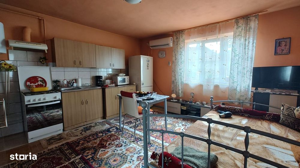 Casă De Vânzare În Șoimuș – Poziție Centrală, Teren 1.479