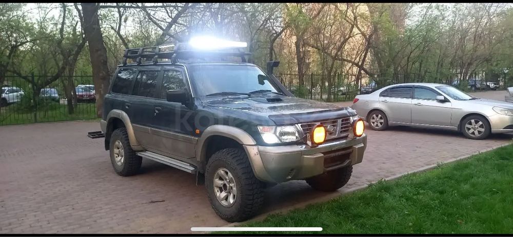 Поодам Patrol y61