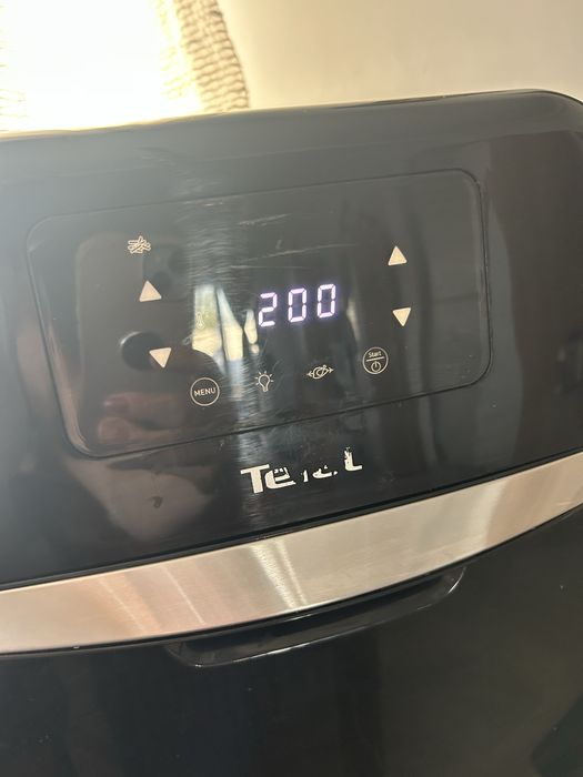 Vand Air Fryer Tefal 320 ron!