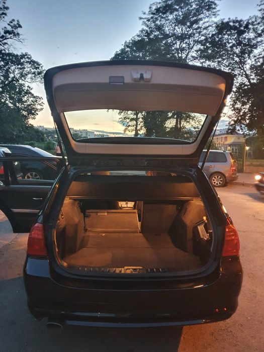 BMW 320d xDrive Touring 184к.с