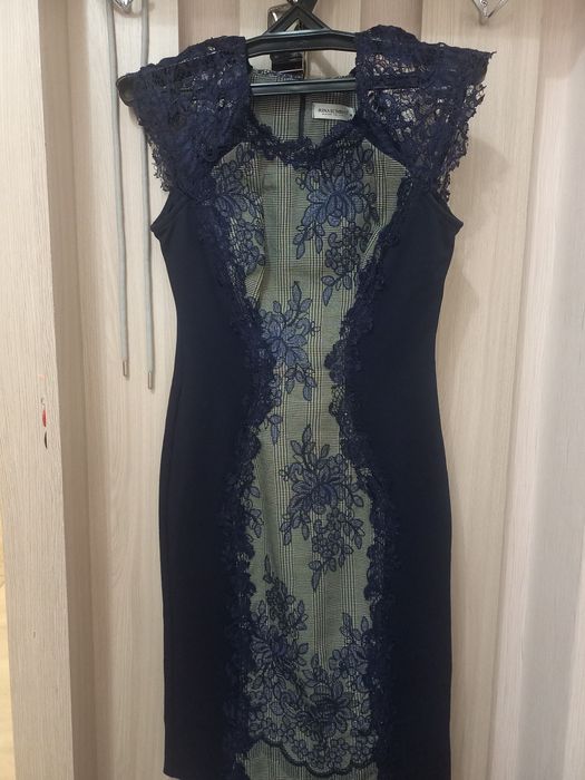 Платье женское..