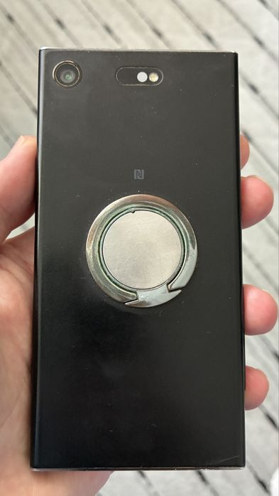 Sony XZ1 Compact 32 GB 4.6” дисплей Андроид 9 sd card