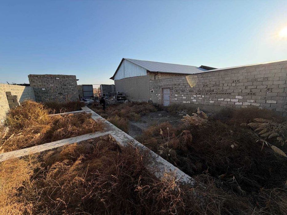 Продаётся недостроенный участок 3,5 соток Ор-р Сардоба геофизика