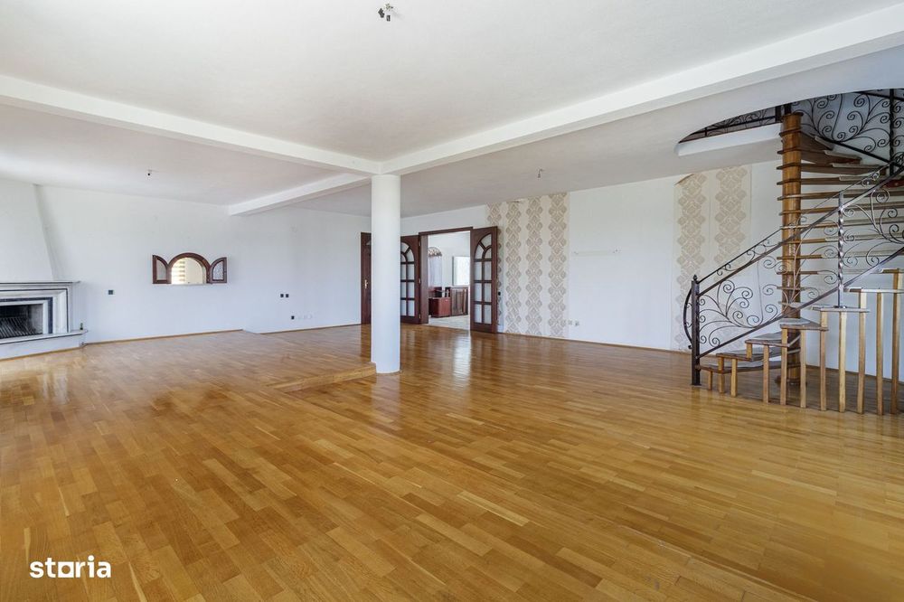 Domeniu privat 5.000 mp, cu reședință de 625 mp și piscină, Corbeanca