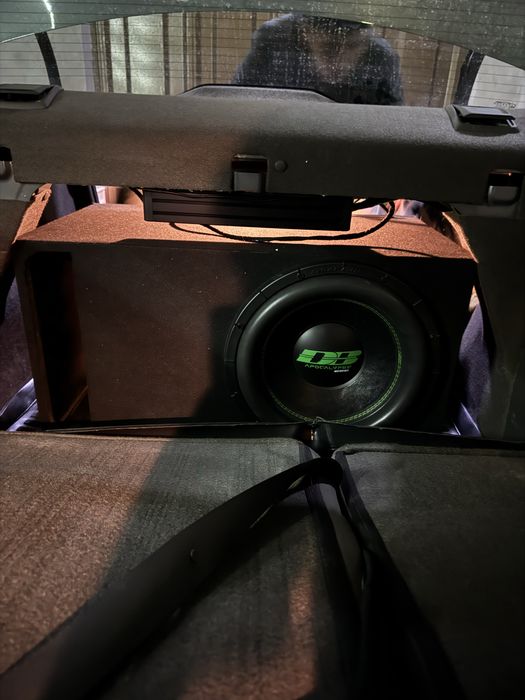 Db 255 15 dyumli juda katta narsa