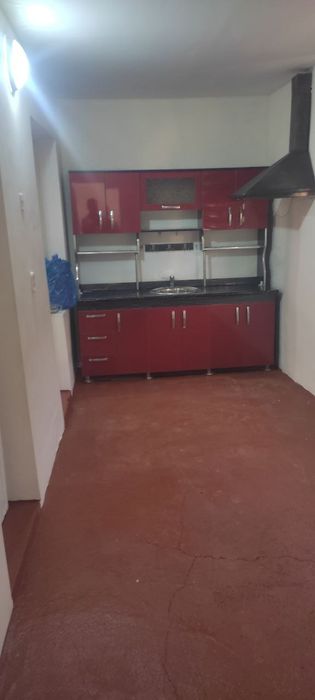 Уй сотилади 5 хона 1 этаж Нишон тумани марказидан 2 микрараён