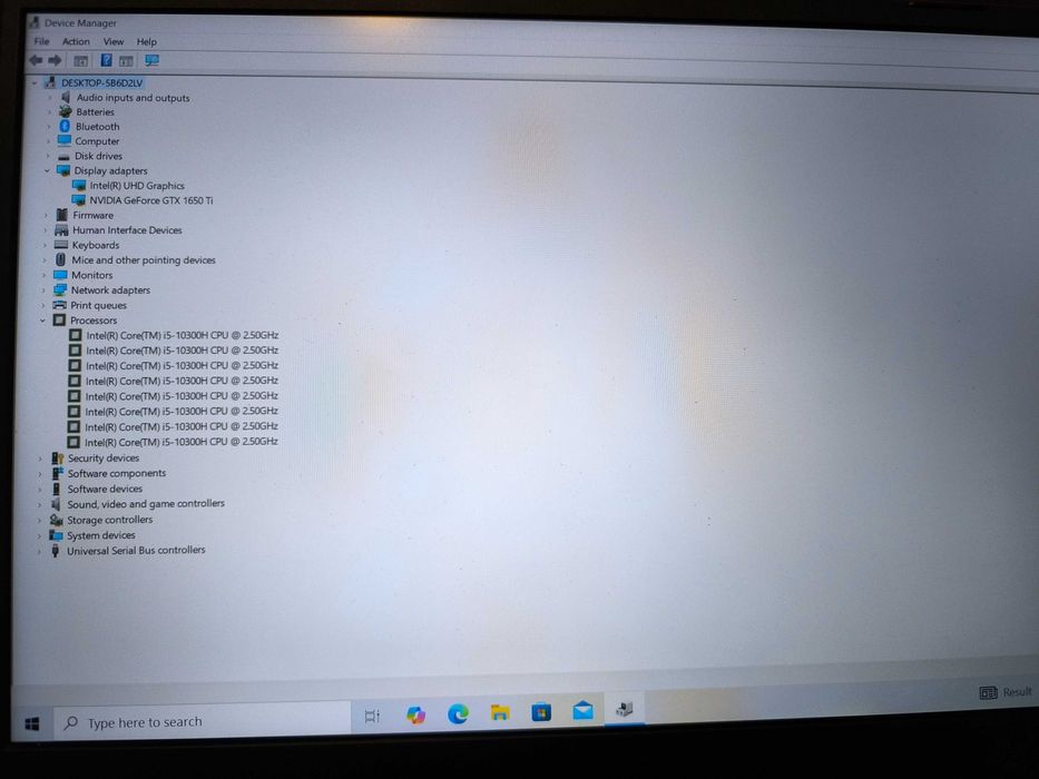 Геймърски лаптоп ASUS ROG Strix G 15