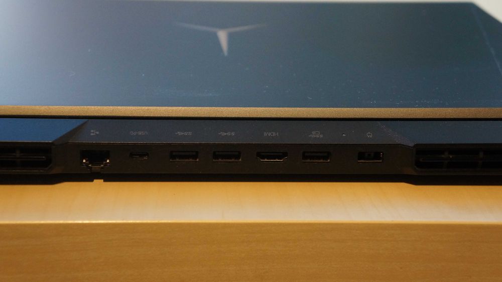 LENOVO LEGION 5PRO 16ACH8H gaming laptop