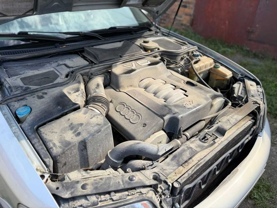 Продам Audi A8 3.7 Quattro (D2)