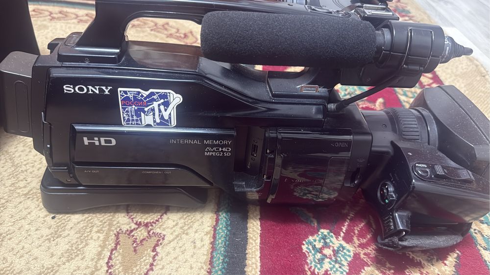 Видео камера сони 1500