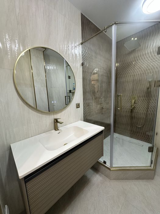 Продается 4 комнатная квартира