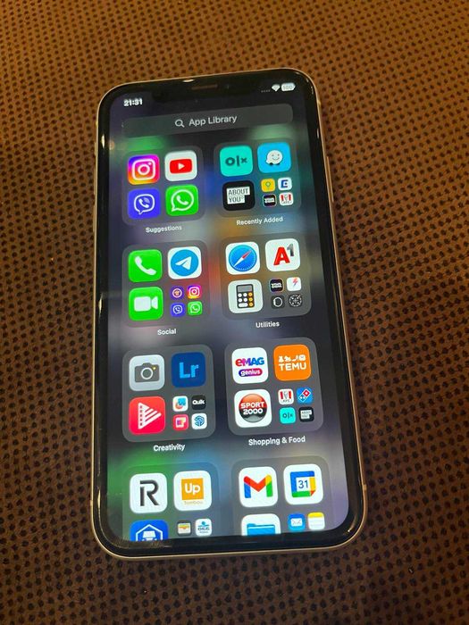 Apple iPhone XR 64GB