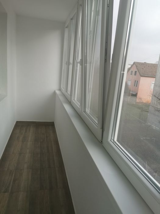Inchiriez apartament cu 3 camere in Lugoj