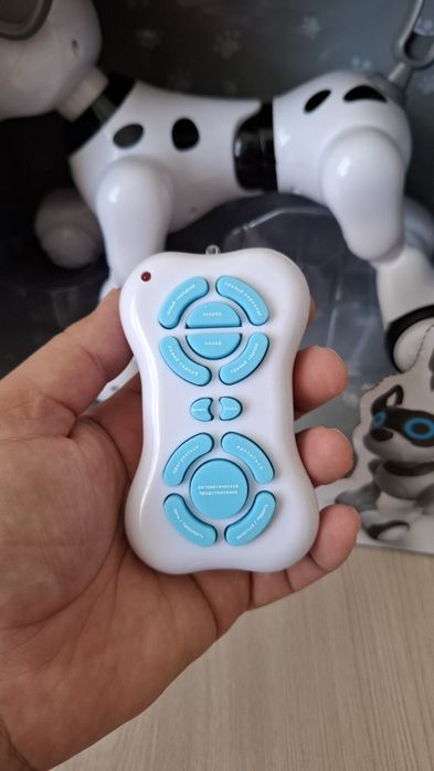 Продам робот собака 3+