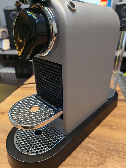 Krups Nespresso CitiZ кафе машина