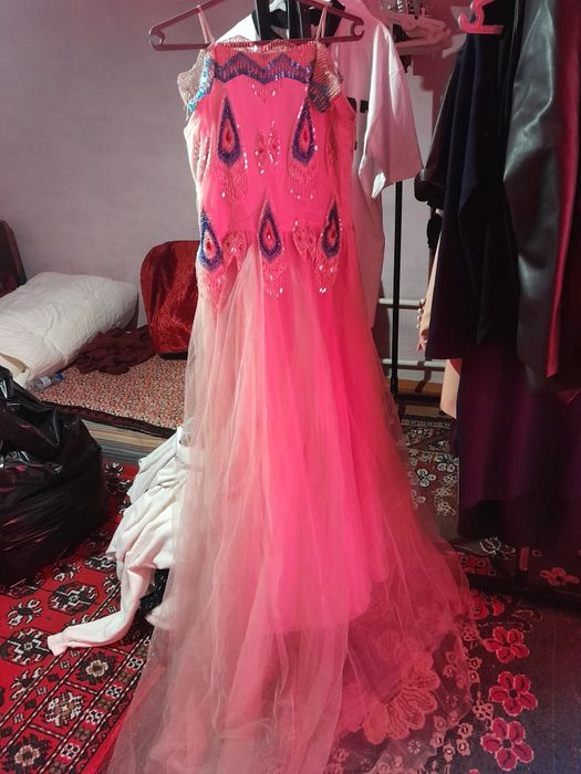 Платье  вечерний