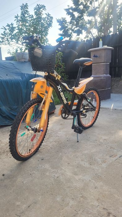 Vând bicicleta în stare buna