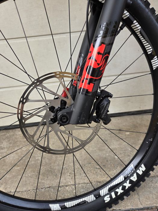 Mondraker Level R  – 1500 km – Bosch CX 750Wh – Superenduro