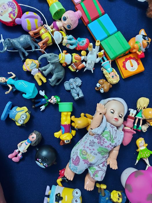 Игрушки пакетом 3000тг