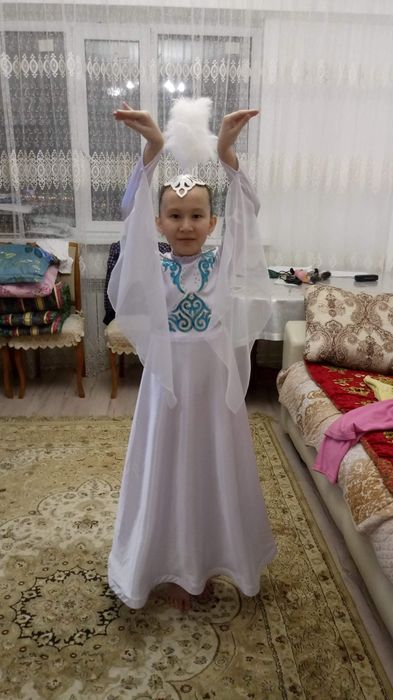 Продам платья для девочек