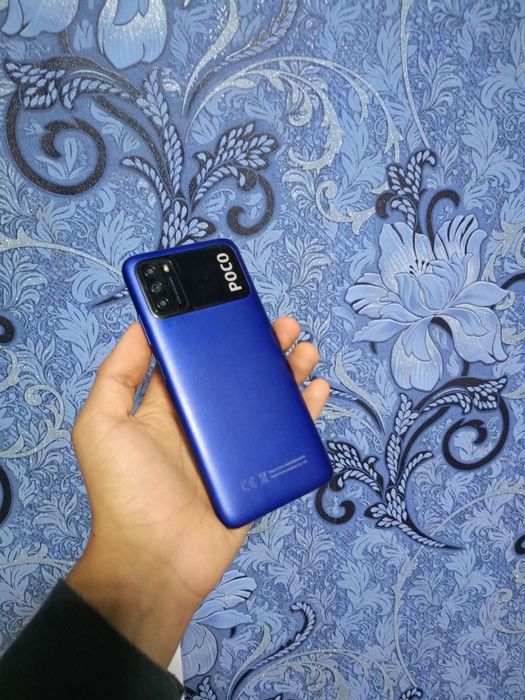 Poco m3 sotiladi srochna