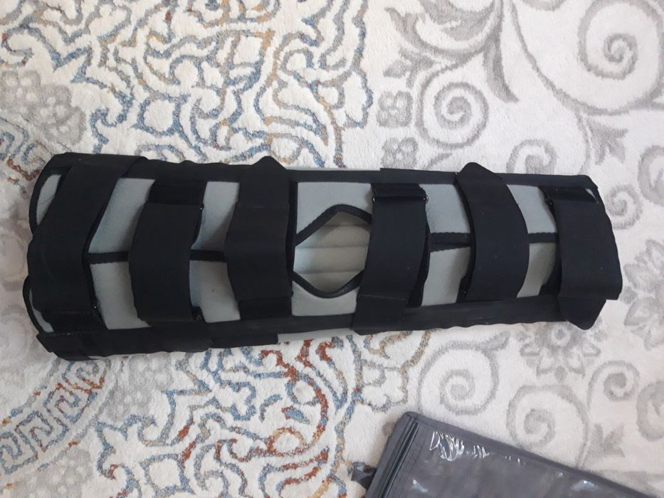 Ортез для коленного сустава