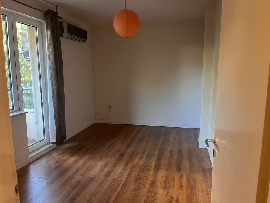 Продава се Тристаен апартамент в София, Оборище - 124 кв.м за 3509 €/кв.м - Снимка #1