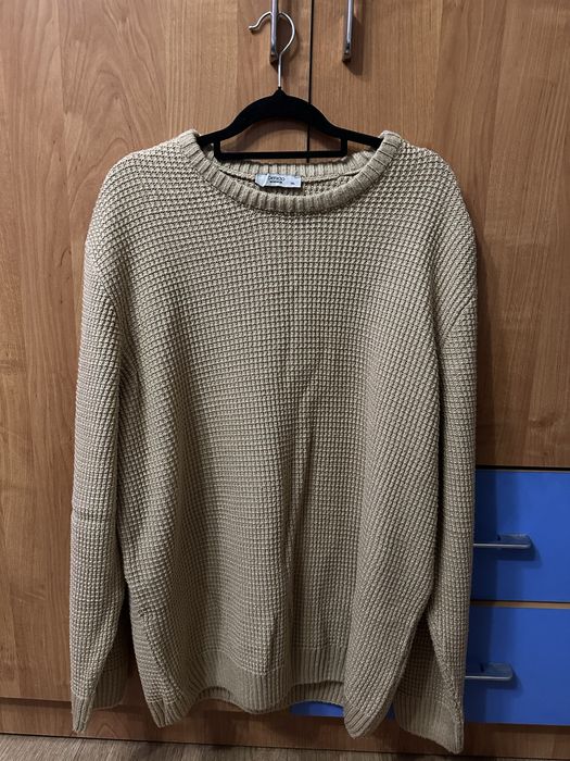 Кофты, джинсы, спортивные штаны