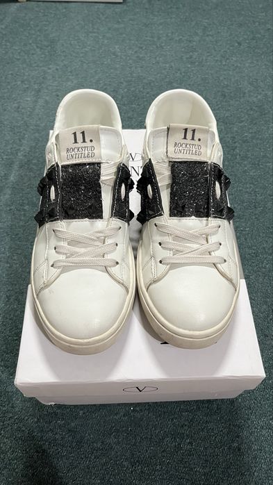 Кеды Valentino Garavani 11.