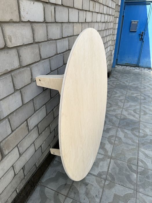 Продам круглый стол