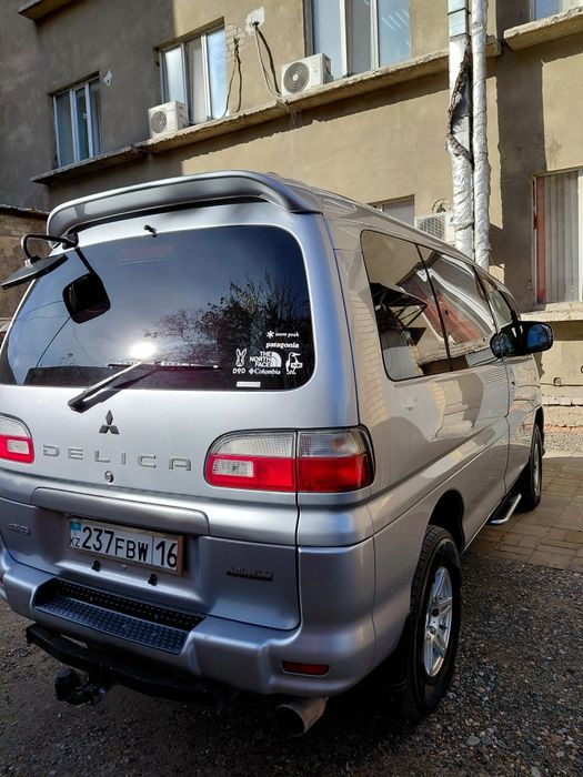 Продам Мицубиси Делика