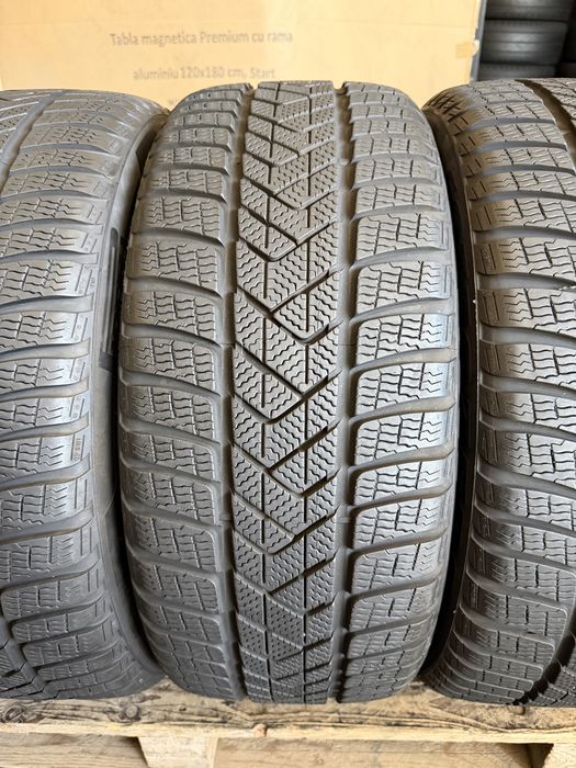 4 anvelope iarna 235/45/18 , 98 V , XL , Pirelli , TO ( echipare Tesla ) , 6.5-7 mm !