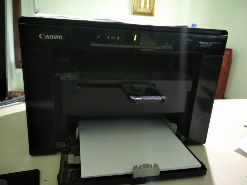 CANON mf 3010 printer 3в1