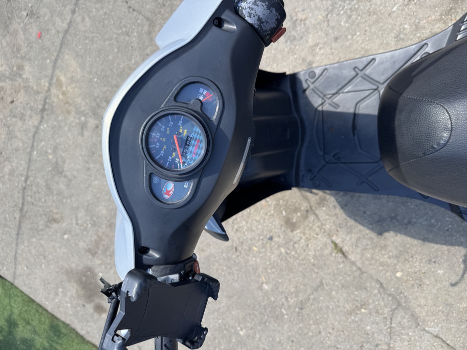 Kymco Agility 50 - permis categ B