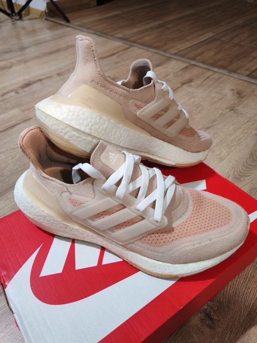 Adidași ultra boost 21