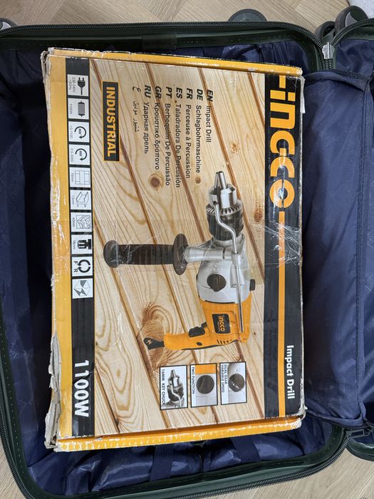 Дрель-перфоратор