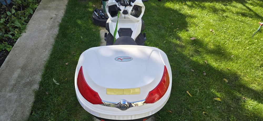 Topcase cutie moto portbagaj