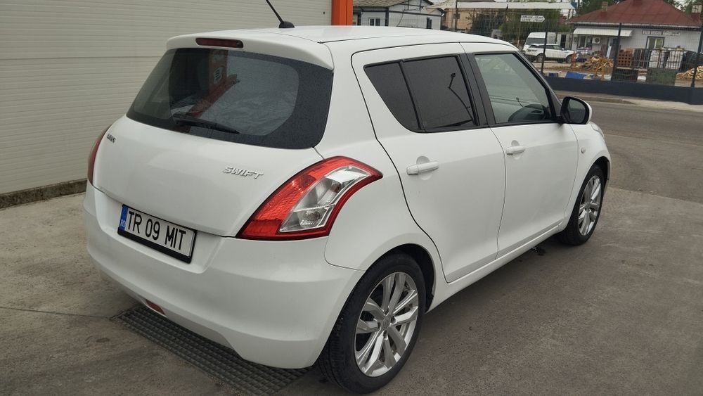SUZUKI Swift 2012 — imagine 5