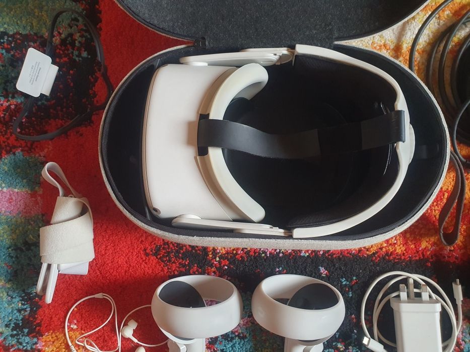 Setul VR OCULUS Quest 2 Plus, 256 GB