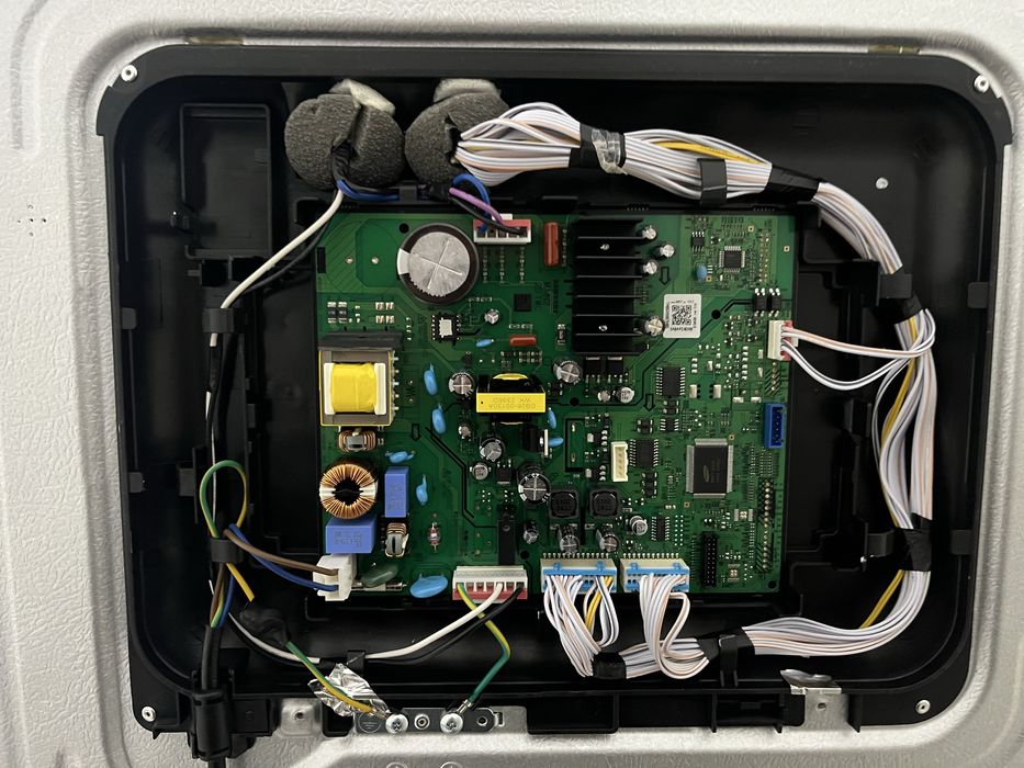 Ремонт стиральных машин и холодильников