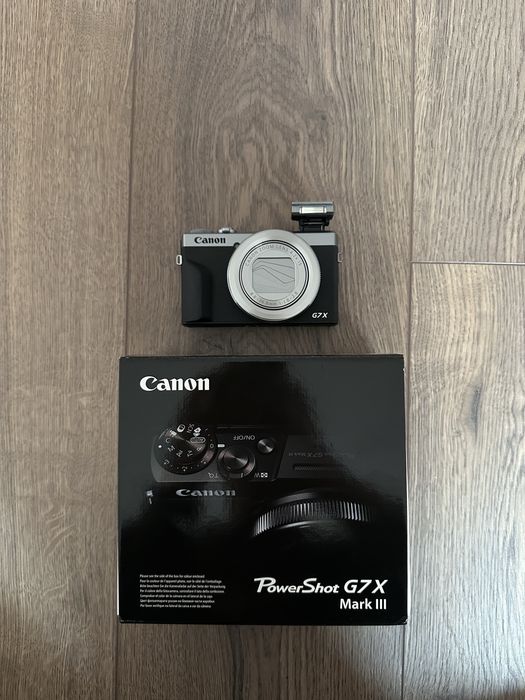 Чисто нов Canon Powershot G7X Mark III Silver, камера