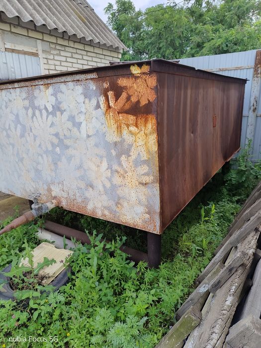 Продам бак  железный
