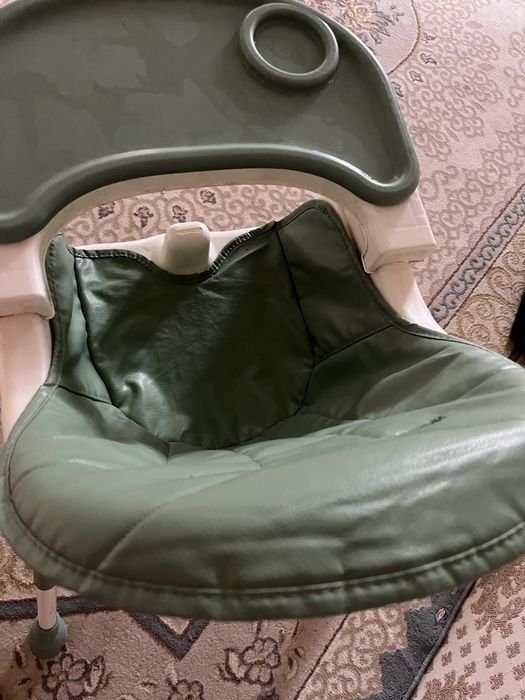 Детский стулчик для кормление